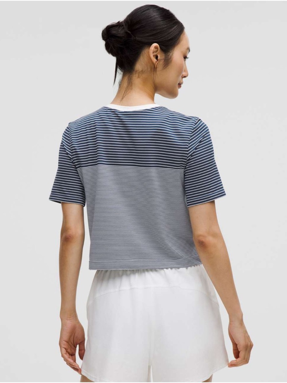 Lululemon Seamless Classic-Fit Mariner Stripe Cropped T-Shirt Club Blue / White - Picture 5 of 9